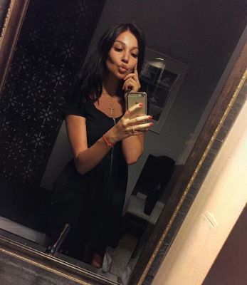 Грудастая куртизанка в Москве