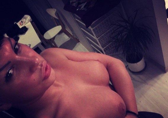 Молоденькая шлюха Элина, от 4000 руб. в час, без презерватива