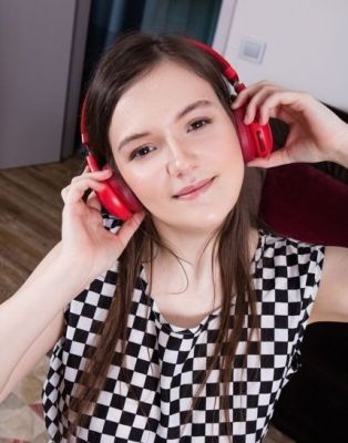 Инесса — доступная индивидуалка