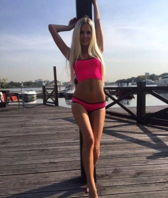 Девушка легкого поведения  Лилия с аппетитными формами