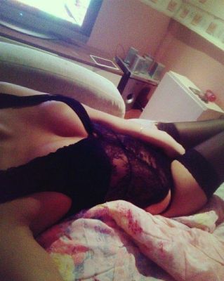 секс с азиаткой Шабнам, от 4000 руб. в час