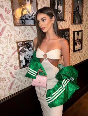 Маришка, 8 905 089-31-87