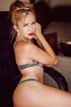 Соня — индивидуалка БДСМ, 25 лет