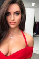 Девушка легкого поведения  Моника с аппетитными формами